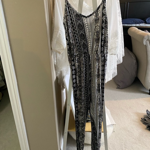B&W paisley patterned jumpsuit - Picture 2 of 2